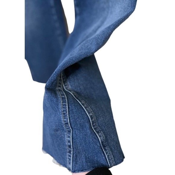 Free Peope Xx Raw Hem Jeans | Size 31 - Picture 3 of 13